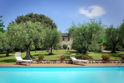 Image de Maison de vacances privée avec piscine privée, Wifi, climatisation, Tv, patio, près de Lucques