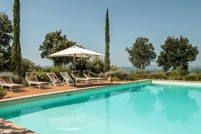 Image de Maison de vacances privée avec Wifi, climatisation, piscine privée, Tv, vue panoramique, parking