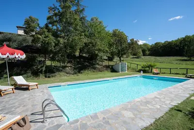 Maison de vacances privée avec Wifi, piscine privée, climatisation, Tv, animaux admis, parking