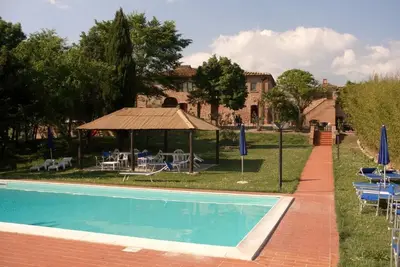 Image de Bel appartement dans une maison de vacances avec piscine, Wifi, vue panoramique et parking