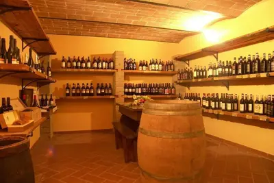 Image de Joli appartement dans une maison de vacances avec Wifi, piscine, patio, vue panoramique et parking