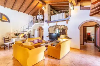 Image de Maison de vacances privée avec Wifi, piscine privée, Tv, balcon, vue panoramique, parking