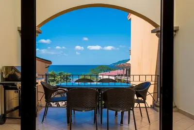 Image de Condo penthouse Ocean View 3 Br, à quelques pas de la plage de Tamarindo! (Sr20)