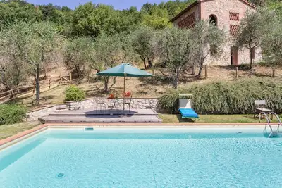 Image de Maison de Campagne Ă Mastiano avec 2 chambres Ă coucher, 4 couchages