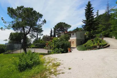 Image de Confortable appartement avec piscine, Wifi, vue panoramique et parking, près de San Gimignano