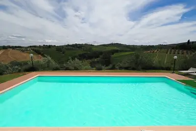 Image de Belle maison de vacances privée pour 6 personnes avec piscine, Wifi et vue panoramique