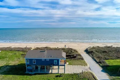 Image de High View Lodge - 2 Chambre (s), 2 Salle de bain, pour 11 personnes - Front de mer!