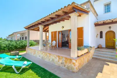 Image de Es Port - Beautiful holiday home with private garden in Portocolom. Free WiFi