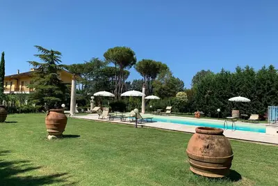 Image de Merveilleuse maison de vacances privée avec piscine privée, Wifi, Tv, terrasse et parking