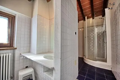 Image de Joli appartement pour 4 personnes avec Wifi, piscine, climatisation et parking