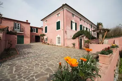 Image de Cecilia - Location de vacances avec piscine en Versilia, Toscane