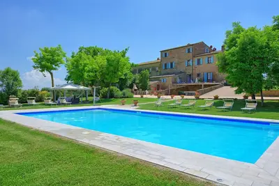 Image de Villa Giare - Ferme dans le Valdichiana, Toscane