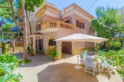 Image de Can Pedro Ros - Chalet with terrace in S'Illot. Free WiFi
