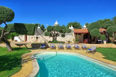 Image de Trullo Santo Stefano - Maison de vacances avec piscine en Salento, Pouilles