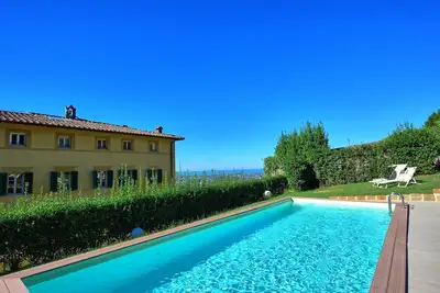 Image de Villa Camaiore - Villa de luxe avec piscine en Versilia, Toscane
