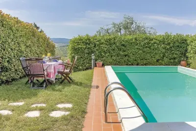 Image de Merveilleuse maison de vacances avec piscine privée, Wifi, Tv, vue panoramique et parking