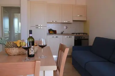 Image de Joli appartement avec climatisation, piscine, Wifi, Tv, balcon, animaux admis et parking