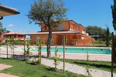 Image de Bel appartement avec piscine, Wifi, climatisation, Tv, balcon, animaux admis et parking