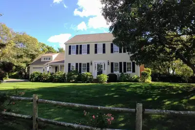 Image de Walk to Pleasant Street Beach, Renovated, Central Ac, King Bed - Cm0641