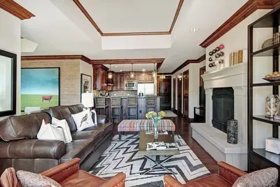 Image de Résidence 2Br exquise au Ritz-Carlton avec vue sur la vallée