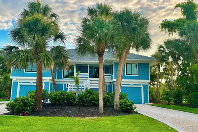 Image de Vous aimez la plage, les bombardements, le vélo et l'observation des oiseaux? Revenez à la nature sur l'île de Sanibel avec cette maison pour animaux de compagnie.