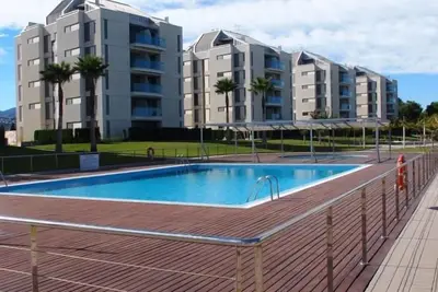 Image de Duplex penthouse dans un complexe avec piscine, paddle-tennis, pour 7 personnes.