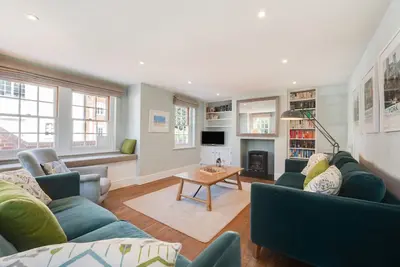 Image de Ash Tree Cottage - Trois Chambres Maison, Couchages 5
