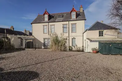 Image de 1 Seafield Street, Cullen