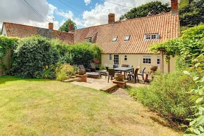Image de Limetree Cottage - Trois Chambres Maison, Couchages 6
