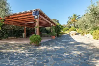 Image de Confortable appartement avec piscine, climatisation, Wifi, Tv, patio et animaux admis