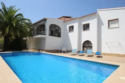 Image de Sara - maison de vacances avec vue sur la mer et piscine privée Calpe