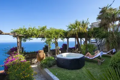Image de Casale Fralisa - Magnifique terrasse et jardin