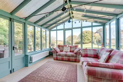 Image de The Coach House - Quatre Chambres Maison, Couchages 8