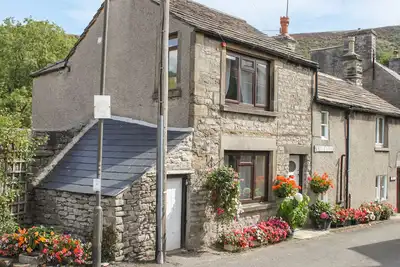 Image de Lees Cottage, avec feu ouvert à Bradwell, Ref 955225