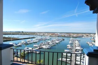 Image de Marina Iv 25 Vft