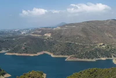 Image de Maison de vacances luxueuse avec vue sur la mer et le lac