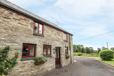 Image de Cottage À CHÊNE, animaux acceptés à Newcastle Emlyn, Réf 943683