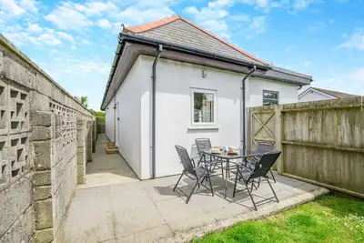 Image de The Hideaway - Deux Chambres Maison, Couchages 4