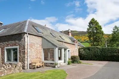 Image de Eildon Holiday Cottages -The Croft - chalet à 2 minutes du centre-ville de Melrose avec v