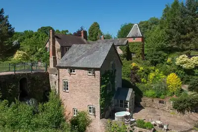 Image de Mill Cottage, Hanley William