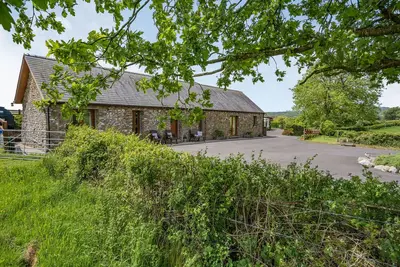 Image de Ysgubor Hir, Pontarddulais