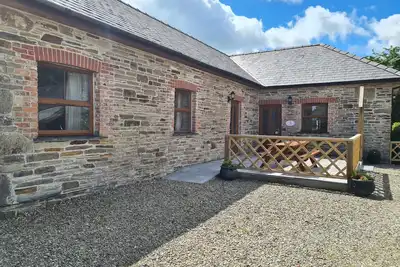 Image de Swallow Cottage, pet friendly, avec piscine en Llanboidy, Réf 924597