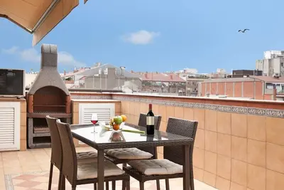 Image de Penthouse avec terrasse privée à seulement 5 minutes à pied de la Sagrada Familia