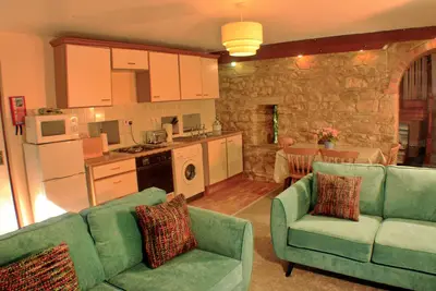 Image de La tour - Entouré par plus de 450 acres de terres agricoles biologiques