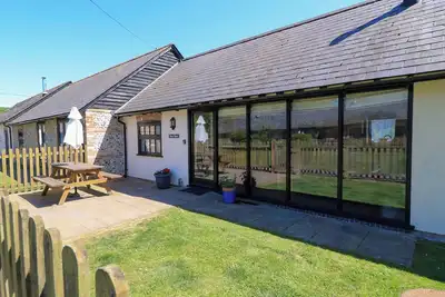 Image de Nouvelle grange, Winterborne Stickland