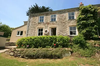 Image de Smugglers - Deux Chambres Maison, Couchages 4