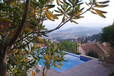 Villa avec Piscine et vue exceptionnelle sur mer, montagne et sur Lloret