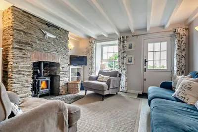 Image de Spring Cottage - Deux Chambres Maison, Couchages 4