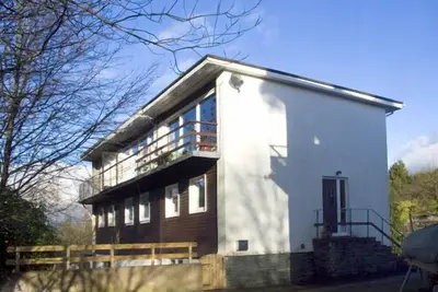 Park View, pet friendly, with a garden in Bowness-On-Windermere