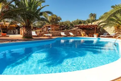 Image de Agréable appartement pour 6 personnes avec climatisation, Wifi, piscine, Tv, patio et animaux admis